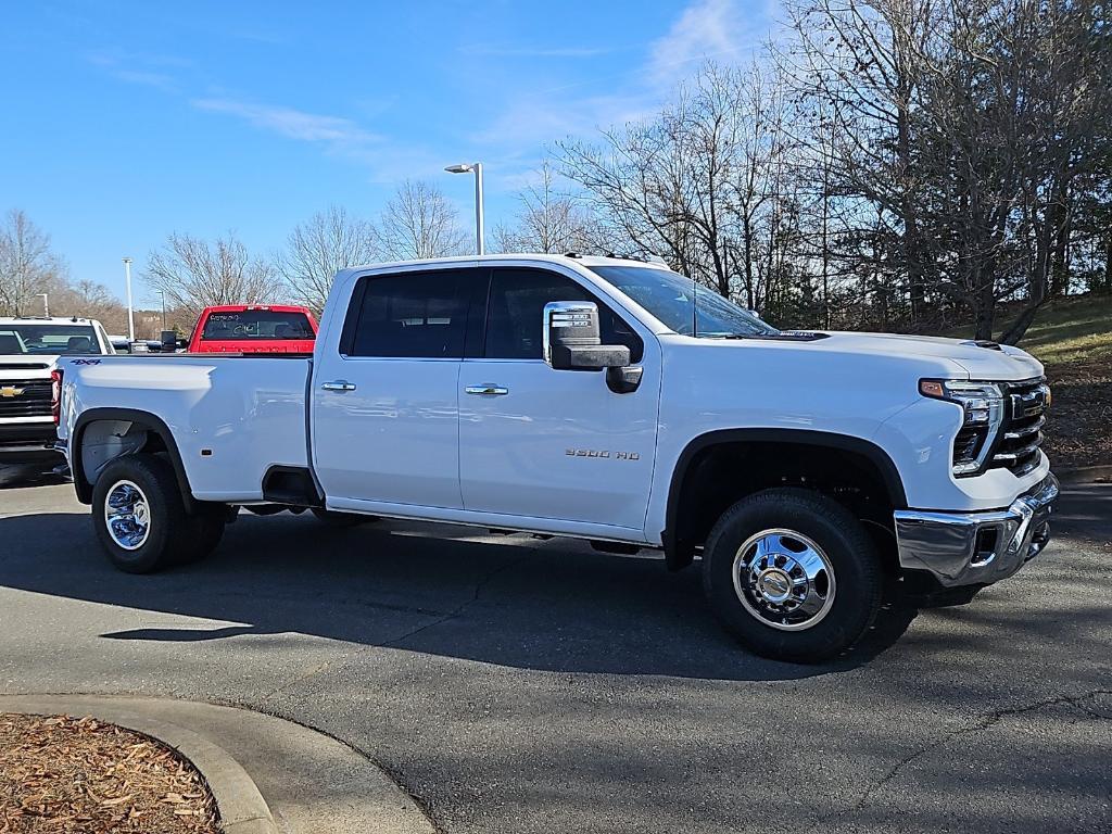 new 2025 Chevrolet Silverado 3500 car, priced at $73,584