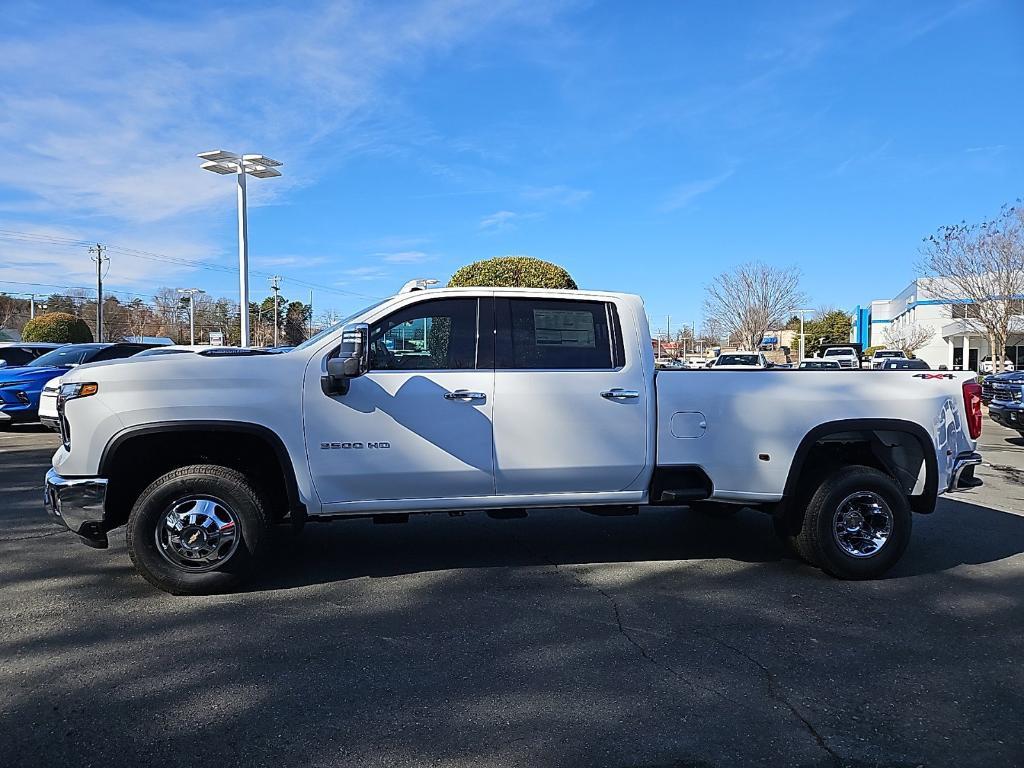 new 2025 Chevrolet Silverado 3500 car, priced at $73,584