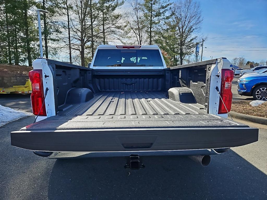 new 2025 Chevrolet Silverado 3500 car, priced at $73,584