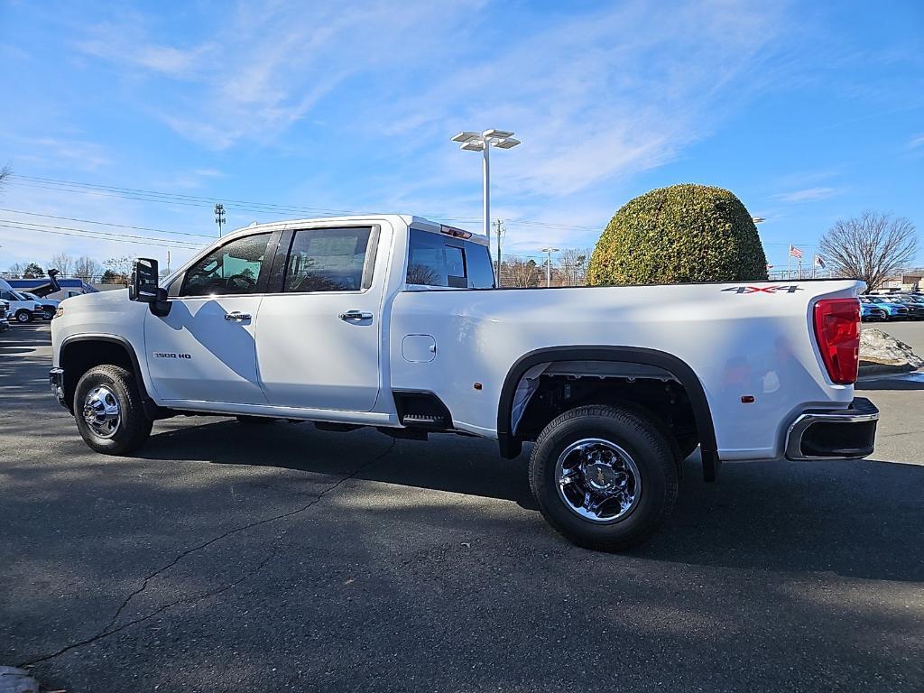 new 2025 Chevrolet Silverado 3500 car, priced at $73,584