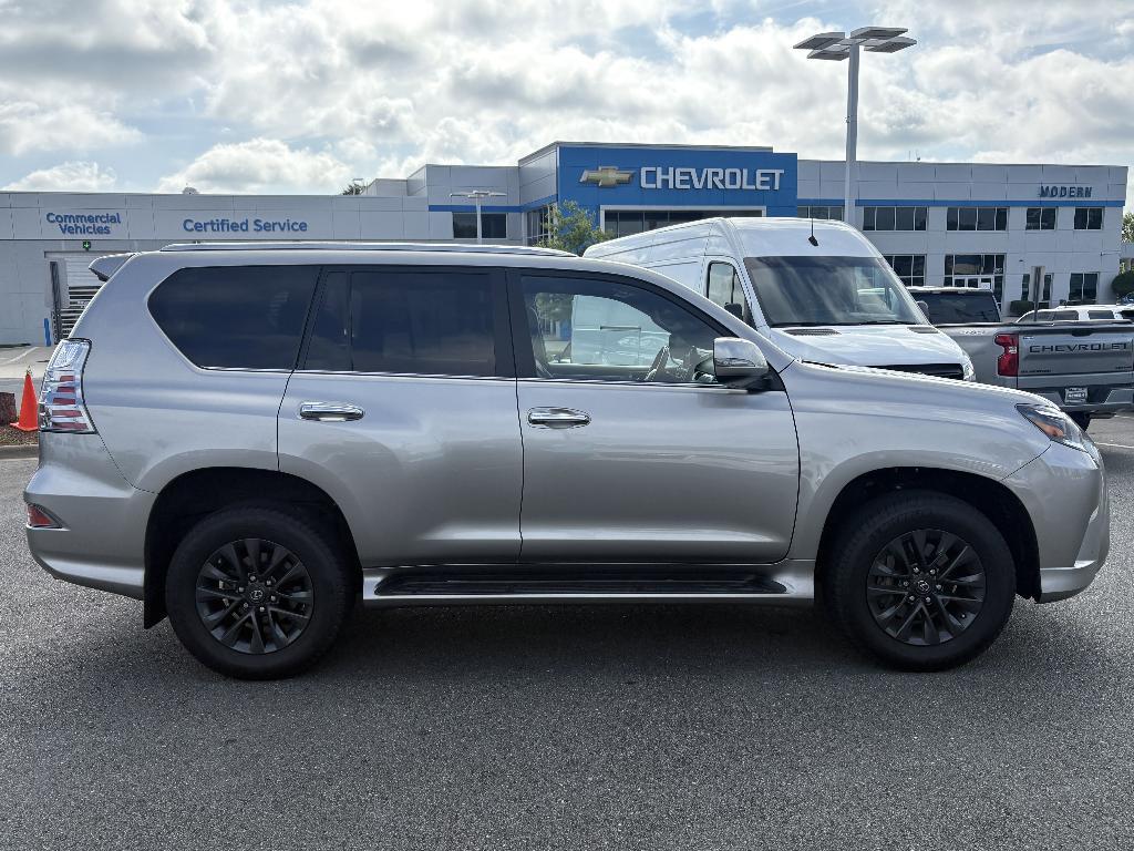 used 2022 Lexus GX 460 car, priced at $47,816