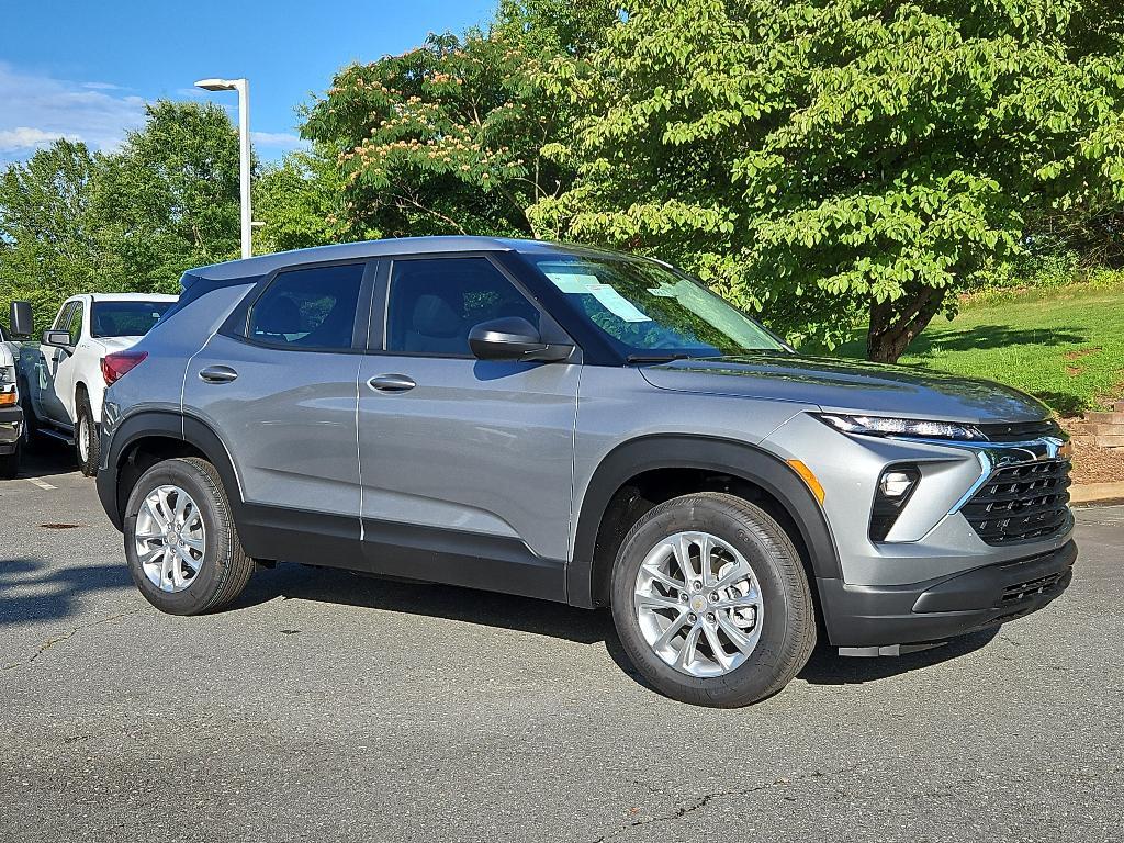 new 2026 Chevrolet TrailBlazer car, priced at $22,040