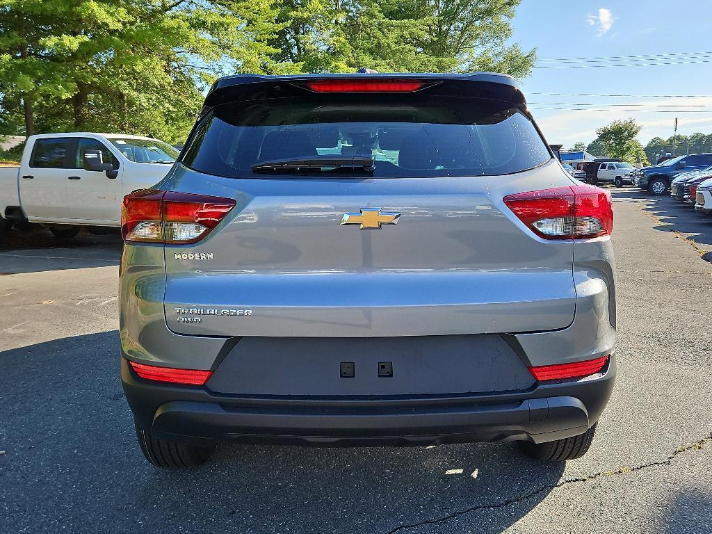 new 2026 Chevrolet TrailBlazer car, priced at $22,040