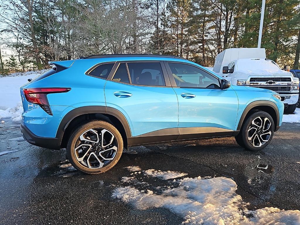 new 2025 Chevrolet Trax car, priced at $23,835