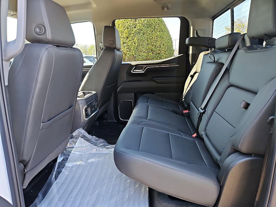 new 2025 Chevrolet Silverado 1500 car, priced at $49,300