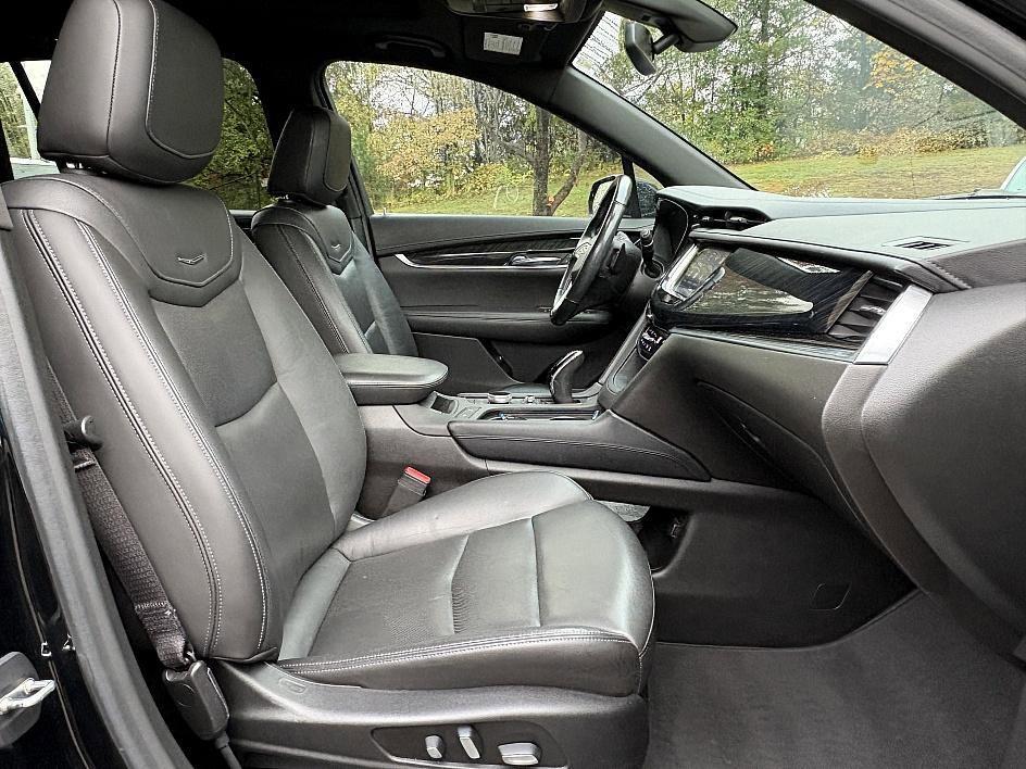 used 2020 Cadillac XT6 car, priced at $17,740