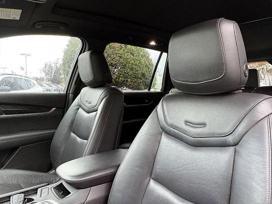 used 2020 Cadillac XT6 car, priced at $17,740