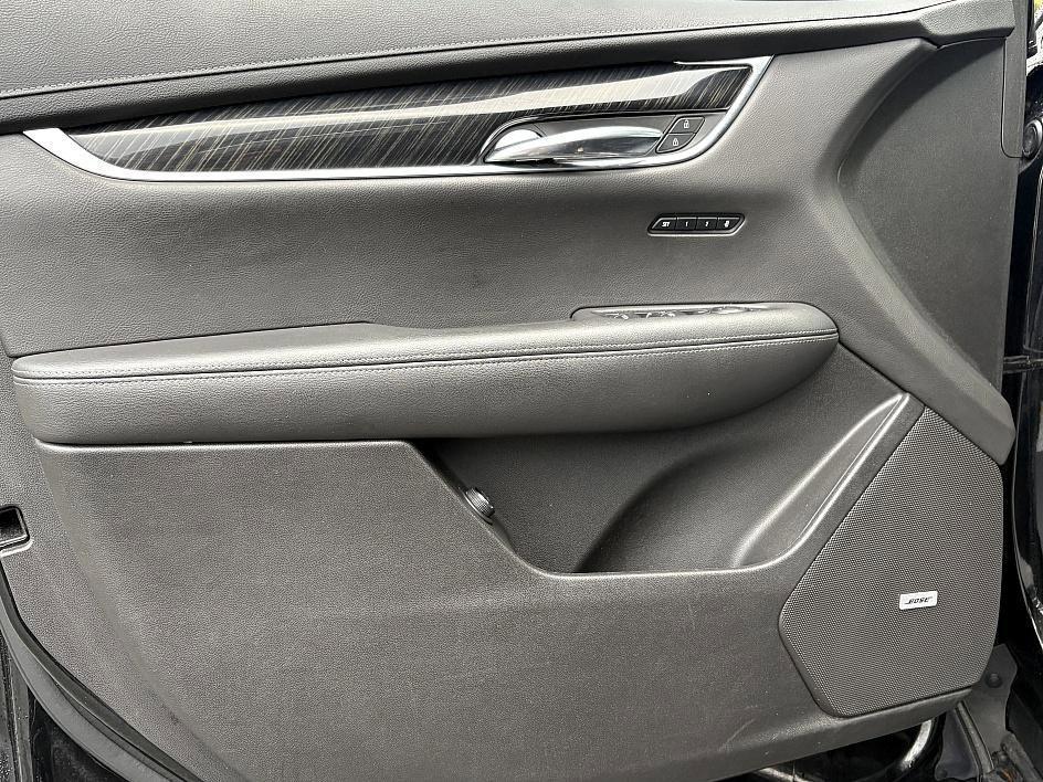 used 2020 Cadillac XT6 car, priced at $17,740