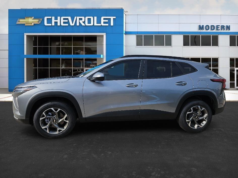 new 2025 Chevrolet Trax car, priced at $21,734