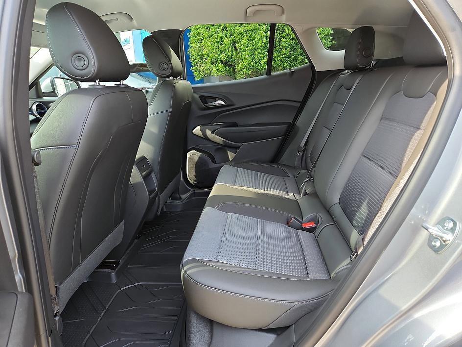 new 2025 Chevrolet Trax car, priced at $21,734