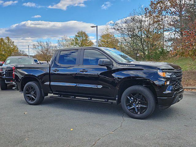 new 2025 Chevrolet Silverado 1500 car, priced at $39,915