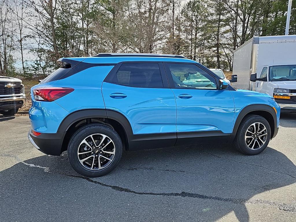 new 2025 Chevrolet TrailBlazer car, priced at $22,094