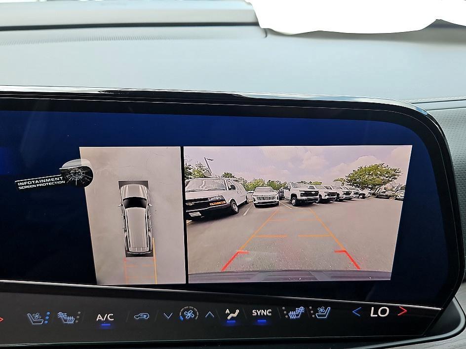 new 2025 Chevrolet Suburban car, priced at $78,297