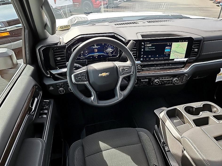 new 2025 Chevrolet Silverado 3500 car, priced at $52,370