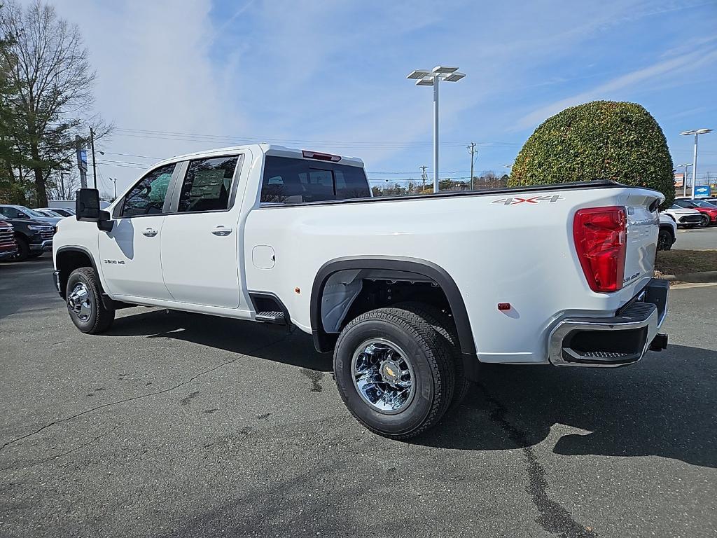 new 2025 Chevrolet Silverado 3500 car, priced at $58,870