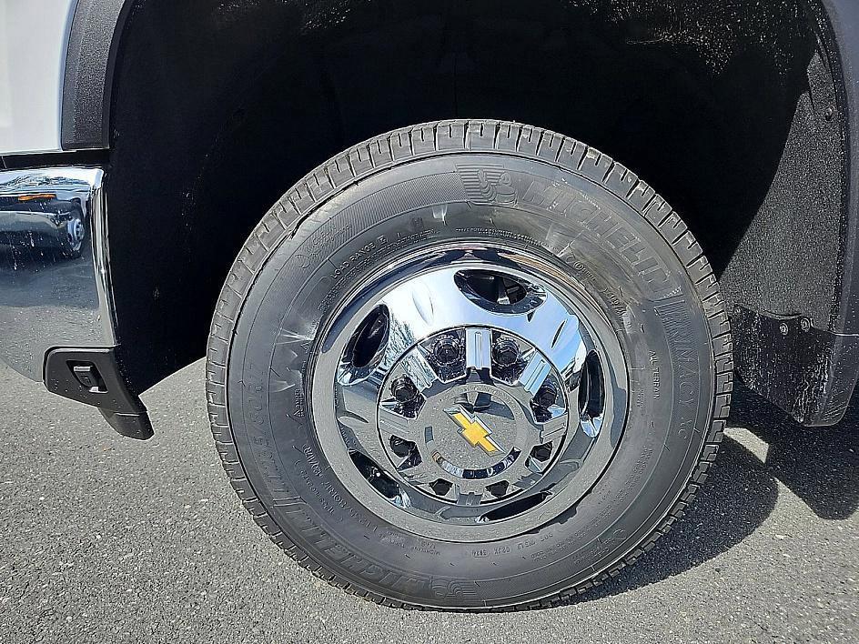new 2025 Chevrolet Silverado 3500 car, priced at $52,370