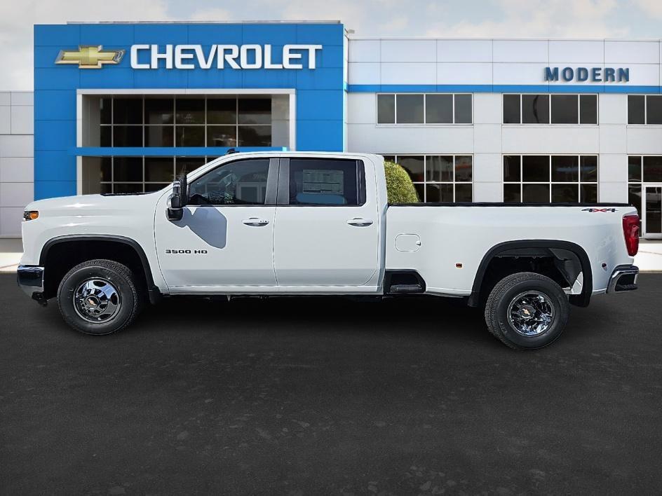 new 2025 Chevrolet Silverado 3500 car, priced at $52,370