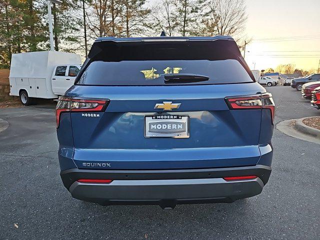 new 2025 Chevrolet Equinox car, priced at $29,495