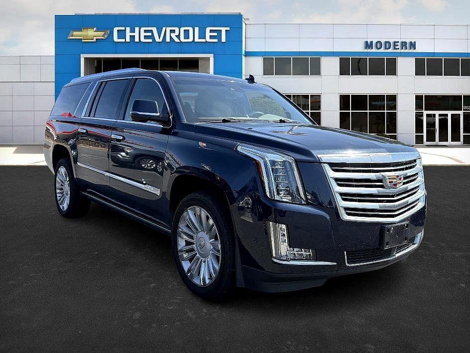 used 2019 Cadillac Escalade ESV car, priced at $44,099