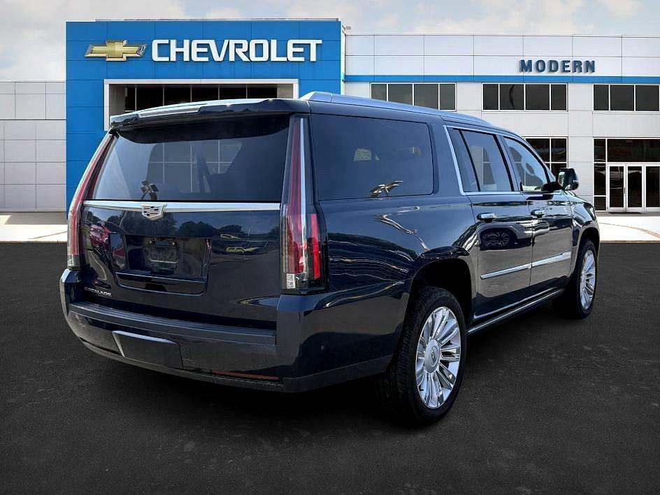 used 2019 Cadillac Escalade ESV car, priced at $44,099