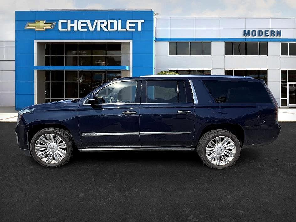 used 2019 Cadillac Escalade ESV car, priced at $44,099