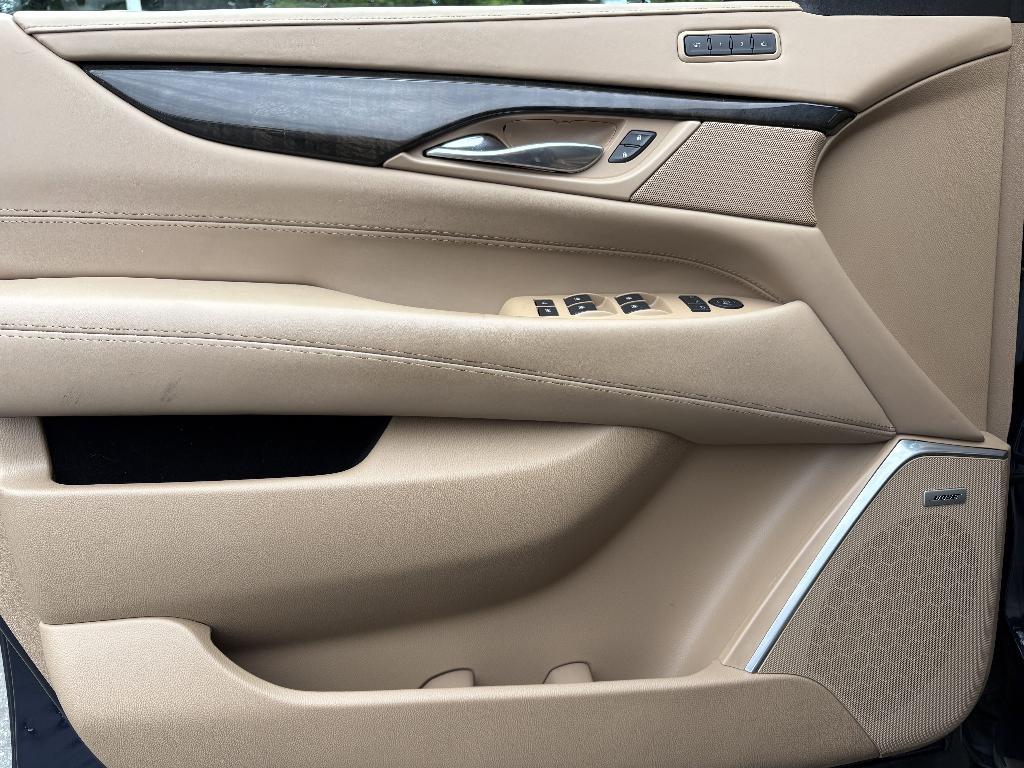 used 2019 Cadillac Escalade ESV car, priced at $44,099