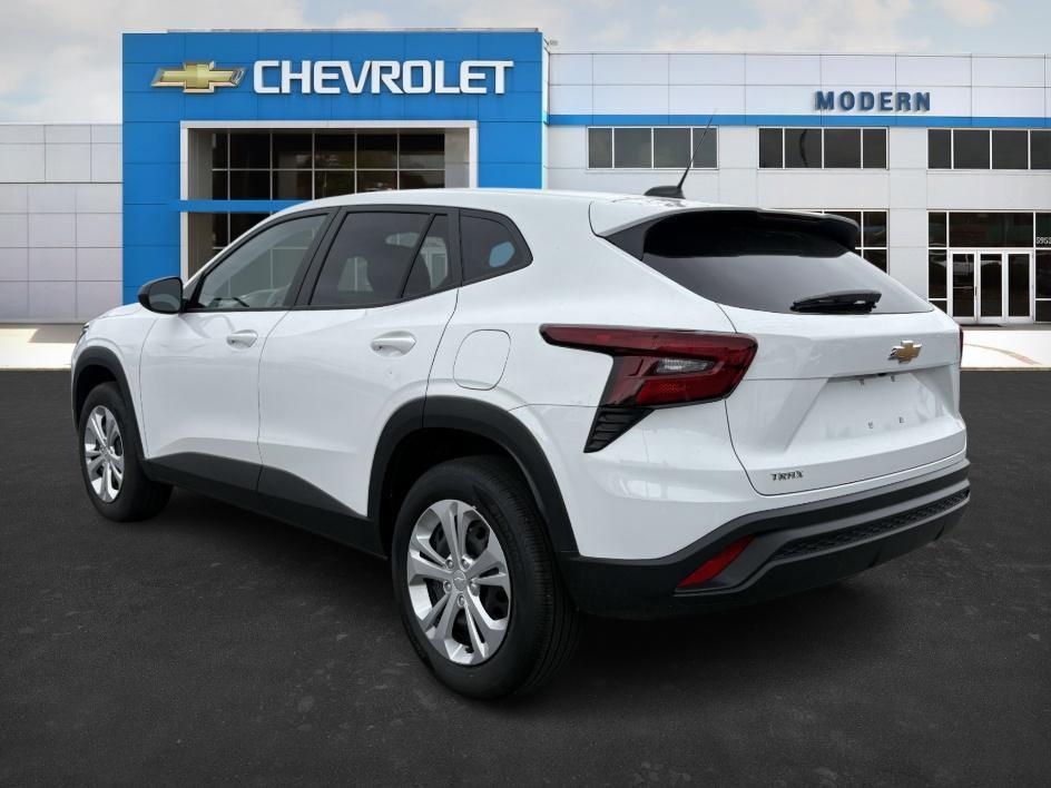 used 2025 Chevrolet Trax car, priced at $23,987