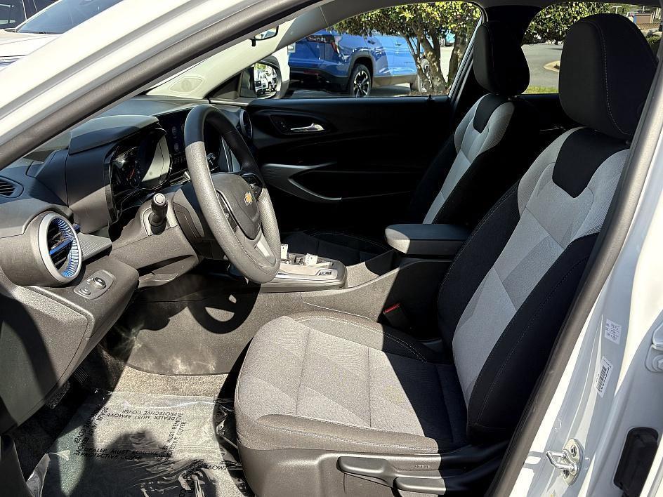 used 2025 Chevrolet Trax car, priced at $21,987