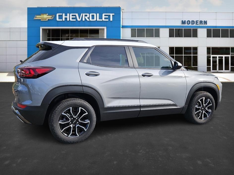 new 2025 Chevrolet TrailBlazer car, priced at $33,680