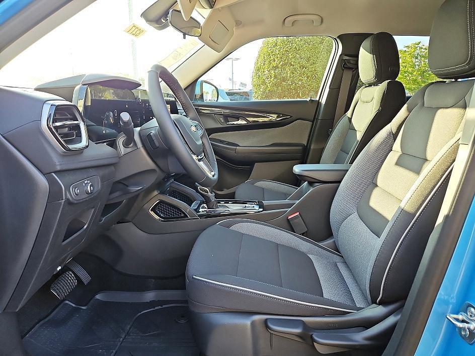 new 2025 Chevrolet TrailBlazer car, priced at $21,624