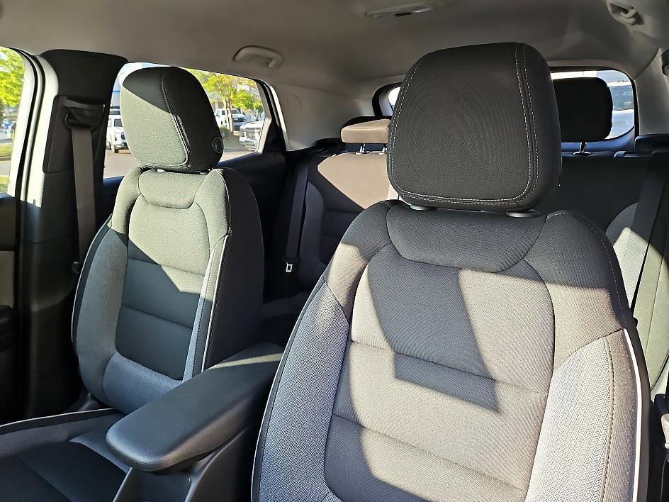 new 2025 Chevrolet TrailBlazer car, priced at $21,624