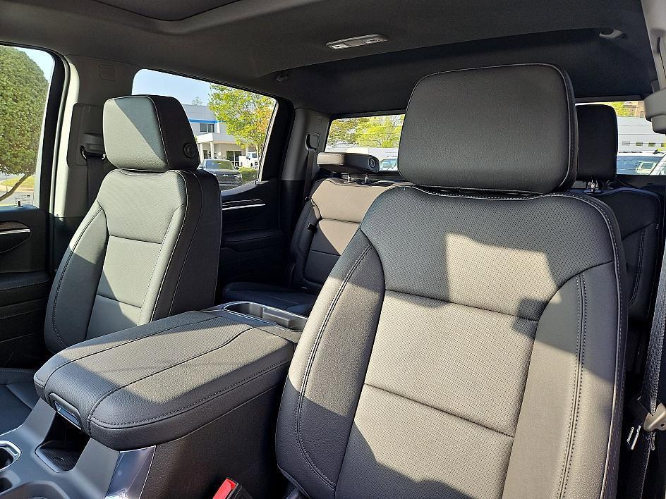 new 2025 Chevrolet Silverado 1500 car, priced at $52,594