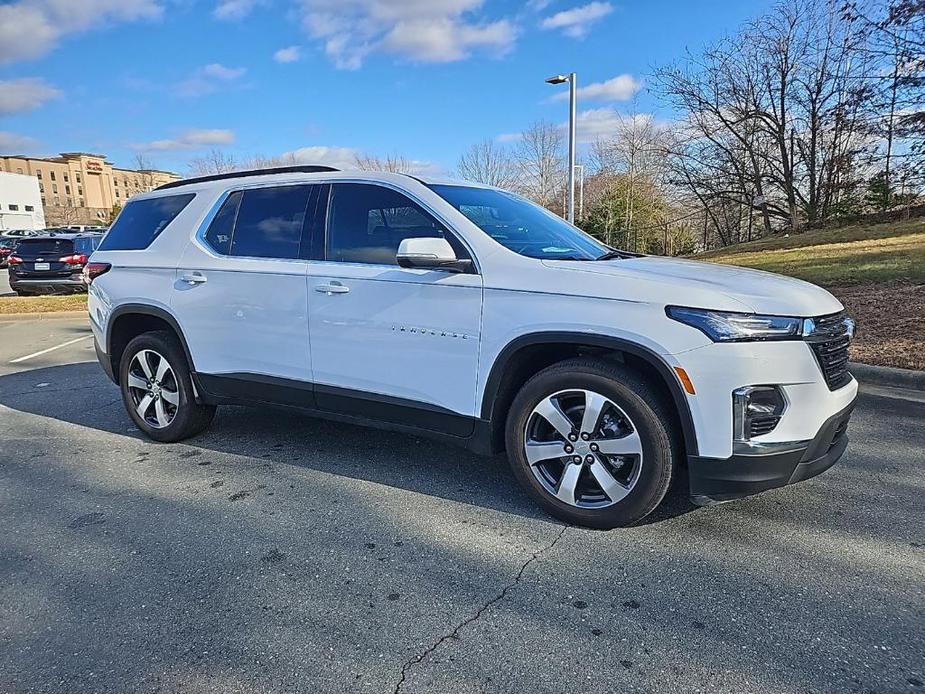 used 2022 Chevrolet Traverse car, priced at $35,503