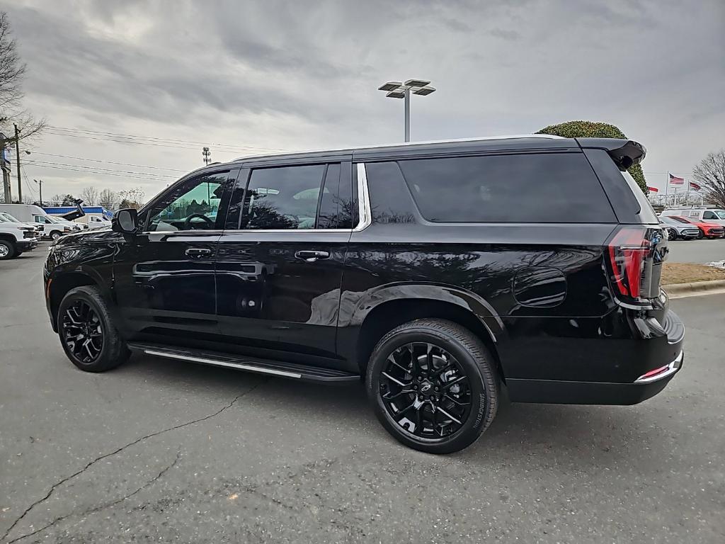 new 2025 Chevrolet Suburban car, priced at $64,040