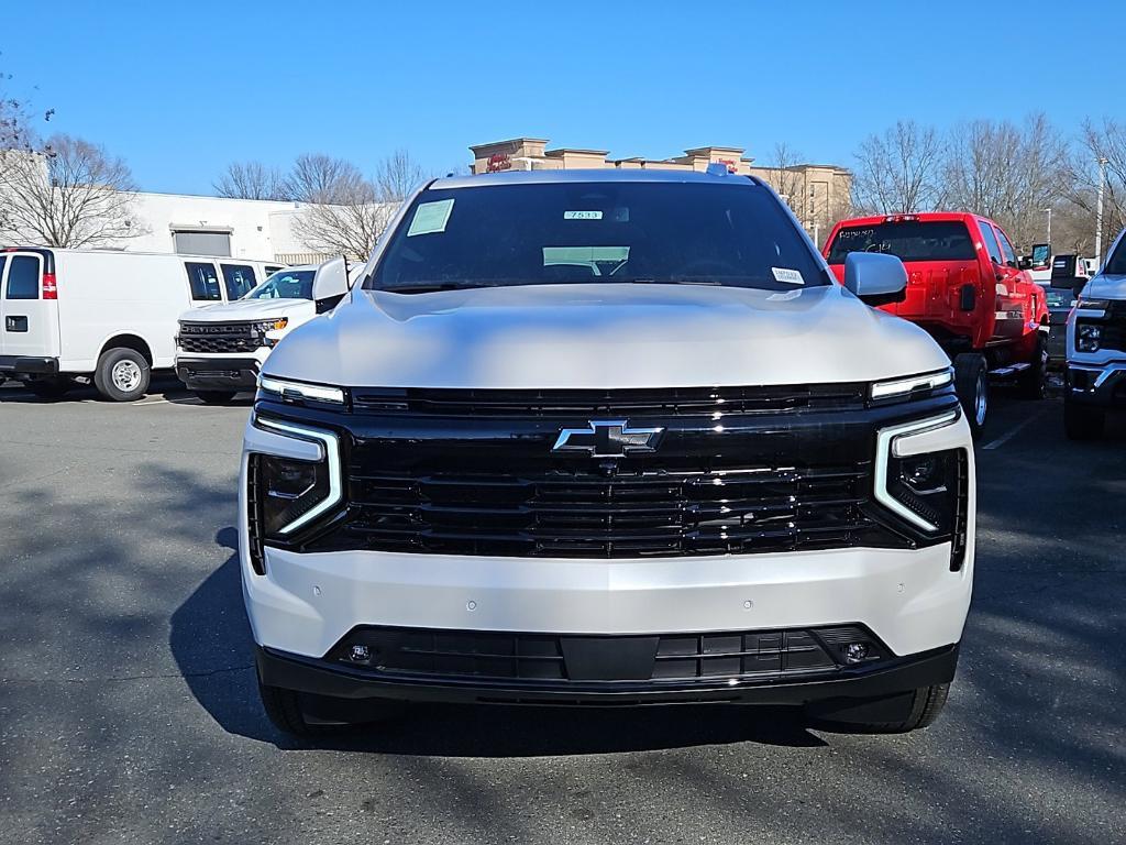 new 2025 Chevrolet Suburban car, priced at $75,656