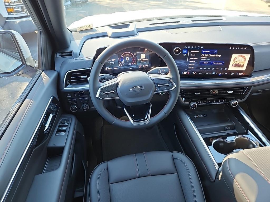 new 2025 Chevrolet Suburban car, priced at $75,656