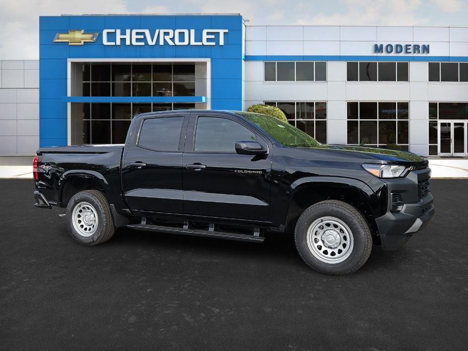 new 2025 Chevrolet Colorado car, priced at $30,639