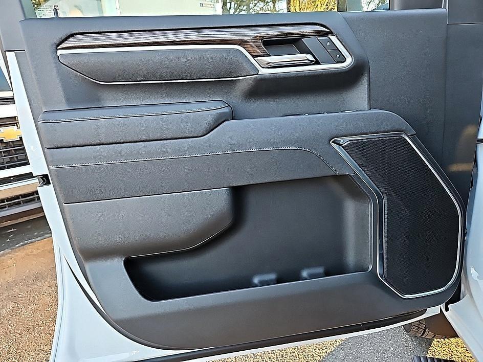 new 2025 Chevrolet Silverado 3500 car, priced at $48,105