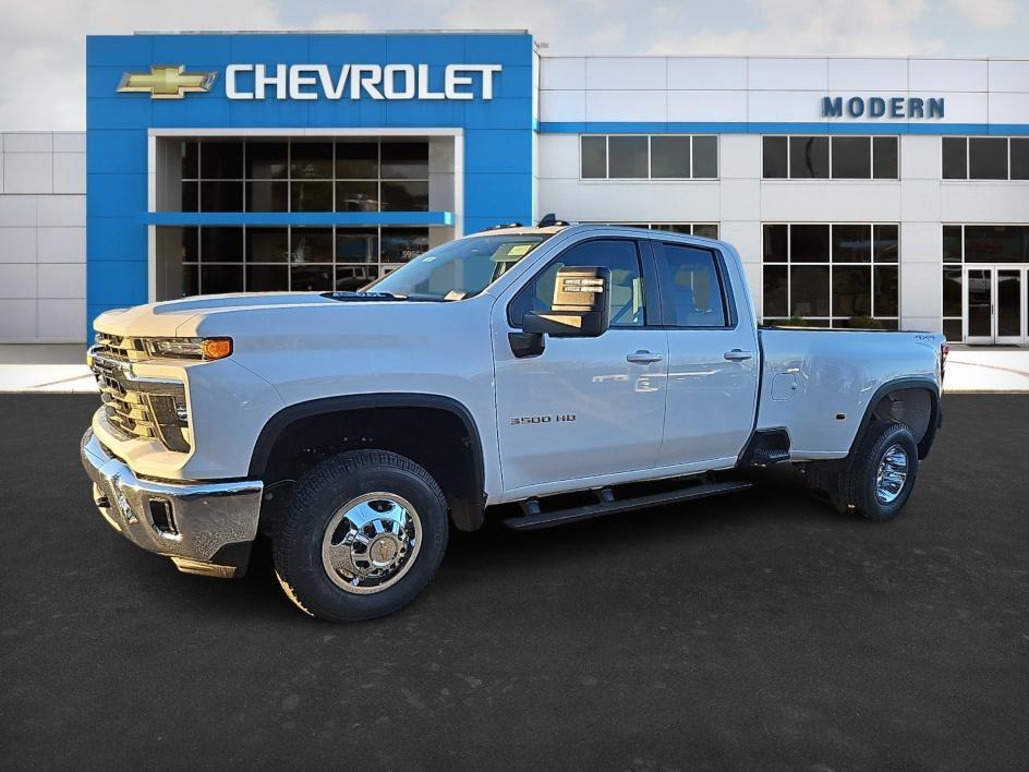 new 2025 Chevrolet Silverado 3500 car, priced at $49,105