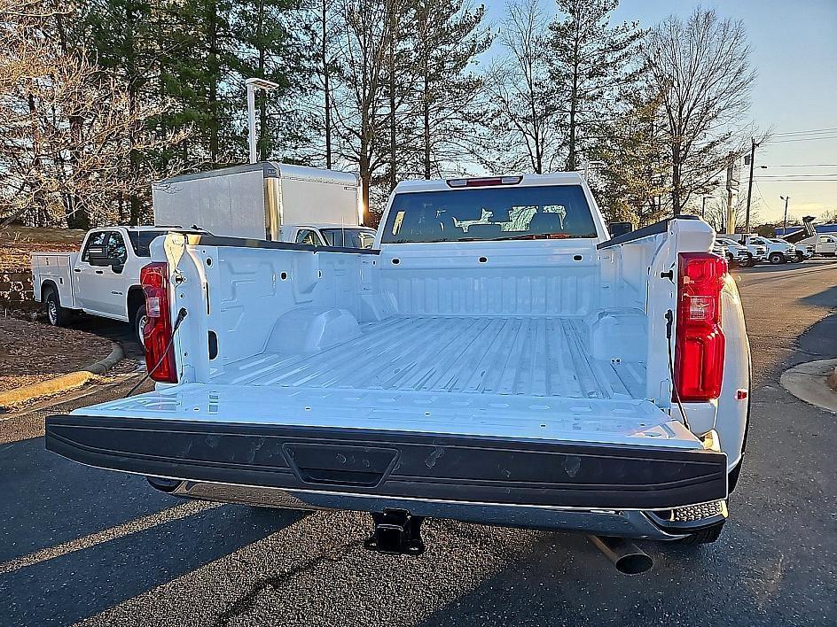 new 2025 Chevrolet Silverado 3500 car, priced at $48,105