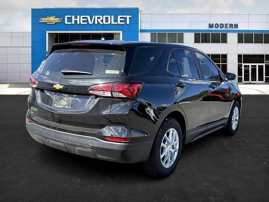 used 2022 Chevrolet Equinox car, priced at $18,846