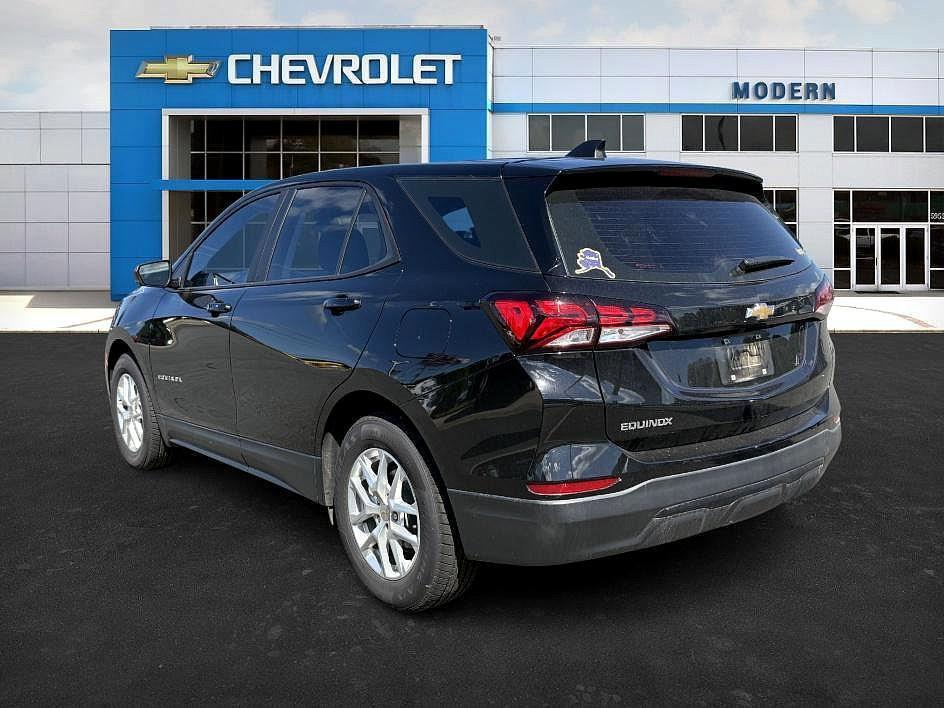 used 2022 Chevrolet Equinox car, priced at $18,846