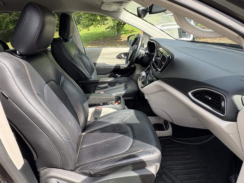 used 2019 Chrysler Pacifica car, priced at $13,493