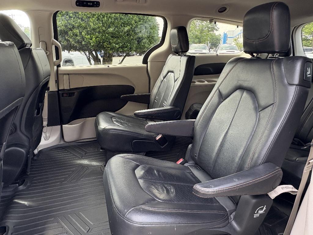 used 2019 Chrysler Pacifica car, priced at $13,493