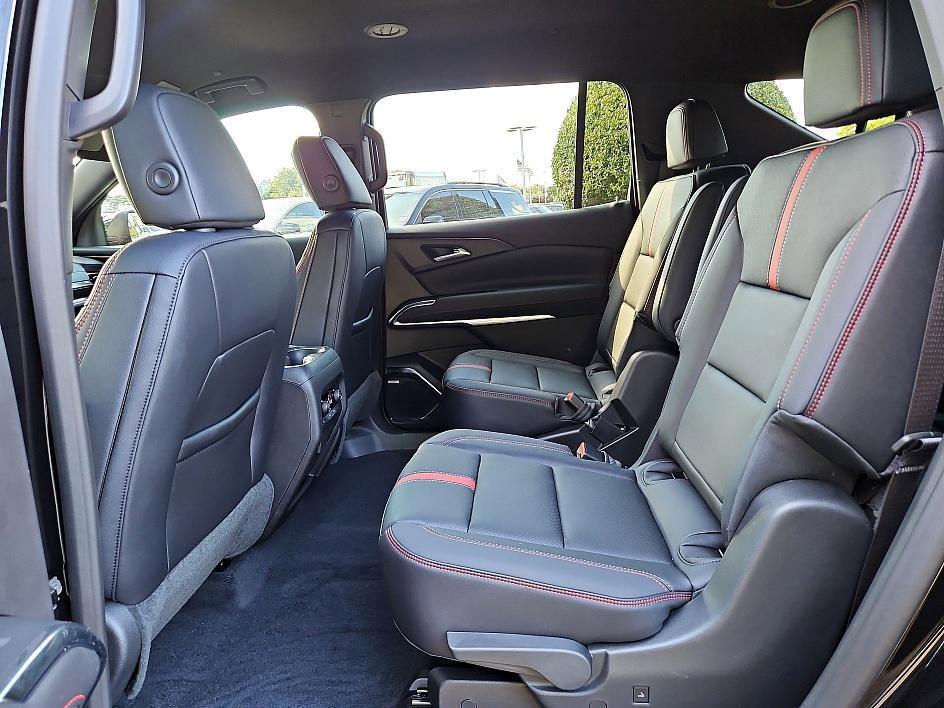 new 2026 Chevrolet Traverse car, priced at $57,594