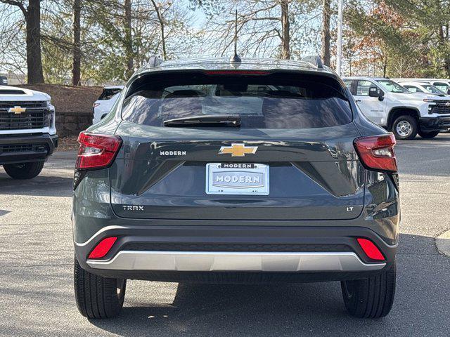 used 2025 Chevrolet Trax car, priced at $24,988