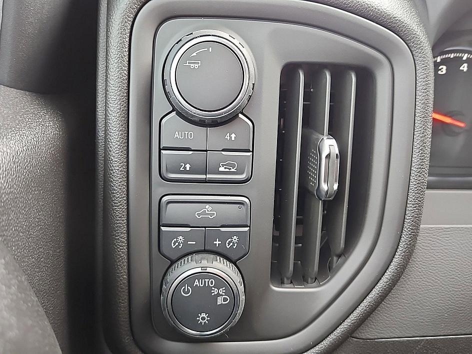 new 2025 Chevrolet Silverado 1500 car, priced at $42,449