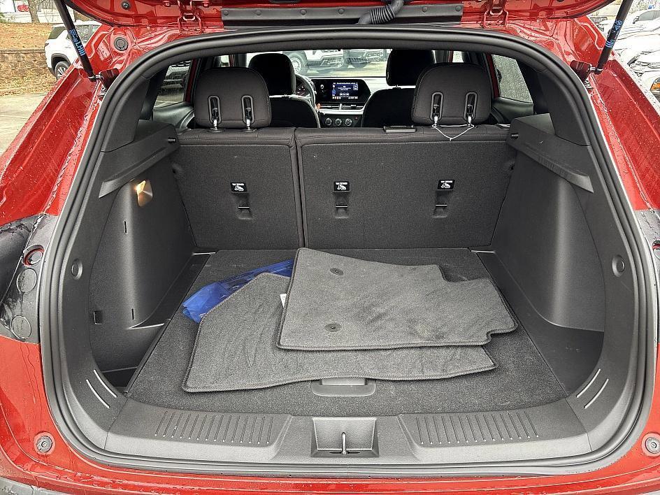 used 2024 Chevrolet Trax car, priced at $24,987