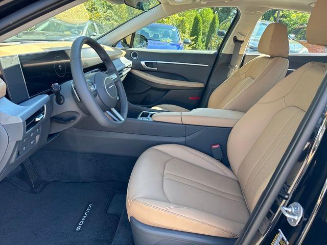 new 2025 Hyundai Sonata Hybrid car, priced at $36,848