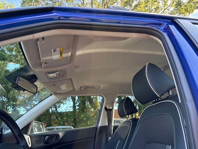 used 2022 Hyundai Venue car, priced at $18,339